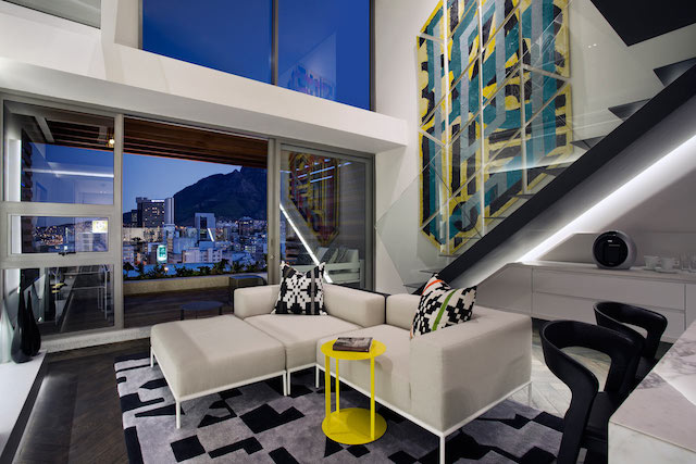 Small Sometimes can mean Great - A Contemporary in Cape Town_4_De-Waterkant-Apartment-AARCC-5