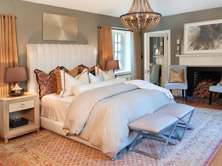 Luxurious chandeliers for your Bedroom Design (Copy)