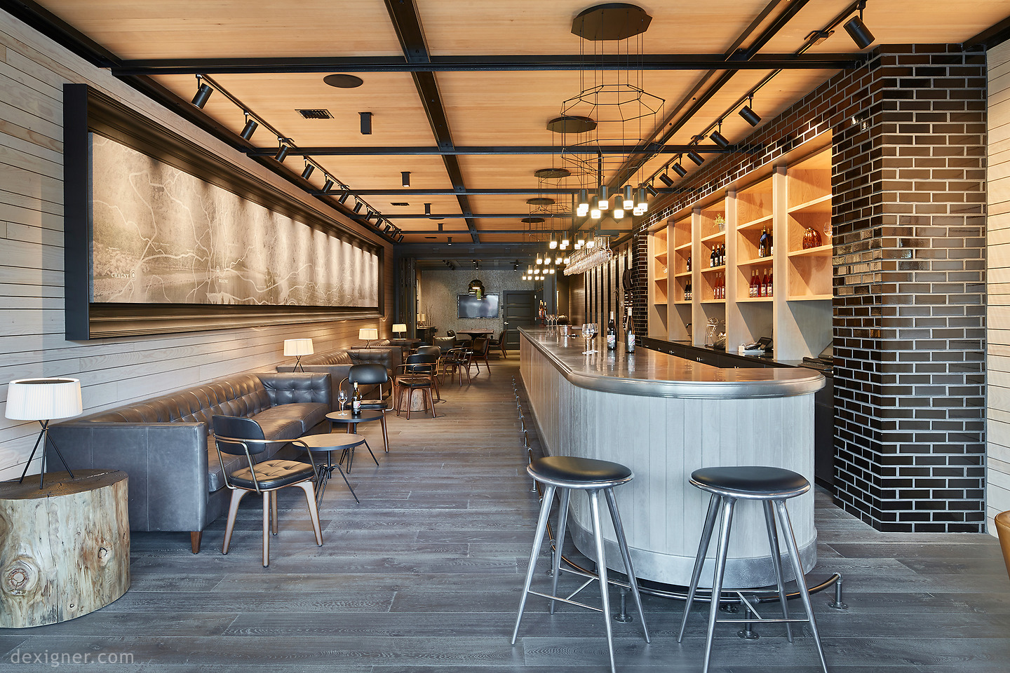 Get to know Rocky Pond Winery tasting room modern interior design !