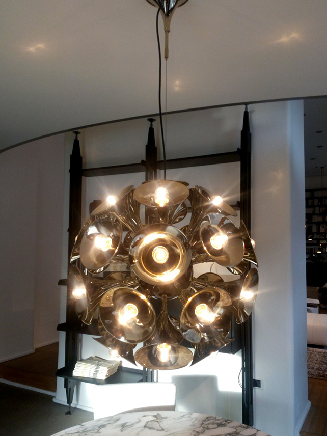 TAKE A LOOK AT THIS SHOWROOM FILLED WITH CONTEMPORARY LIGHTING DESIGNS!