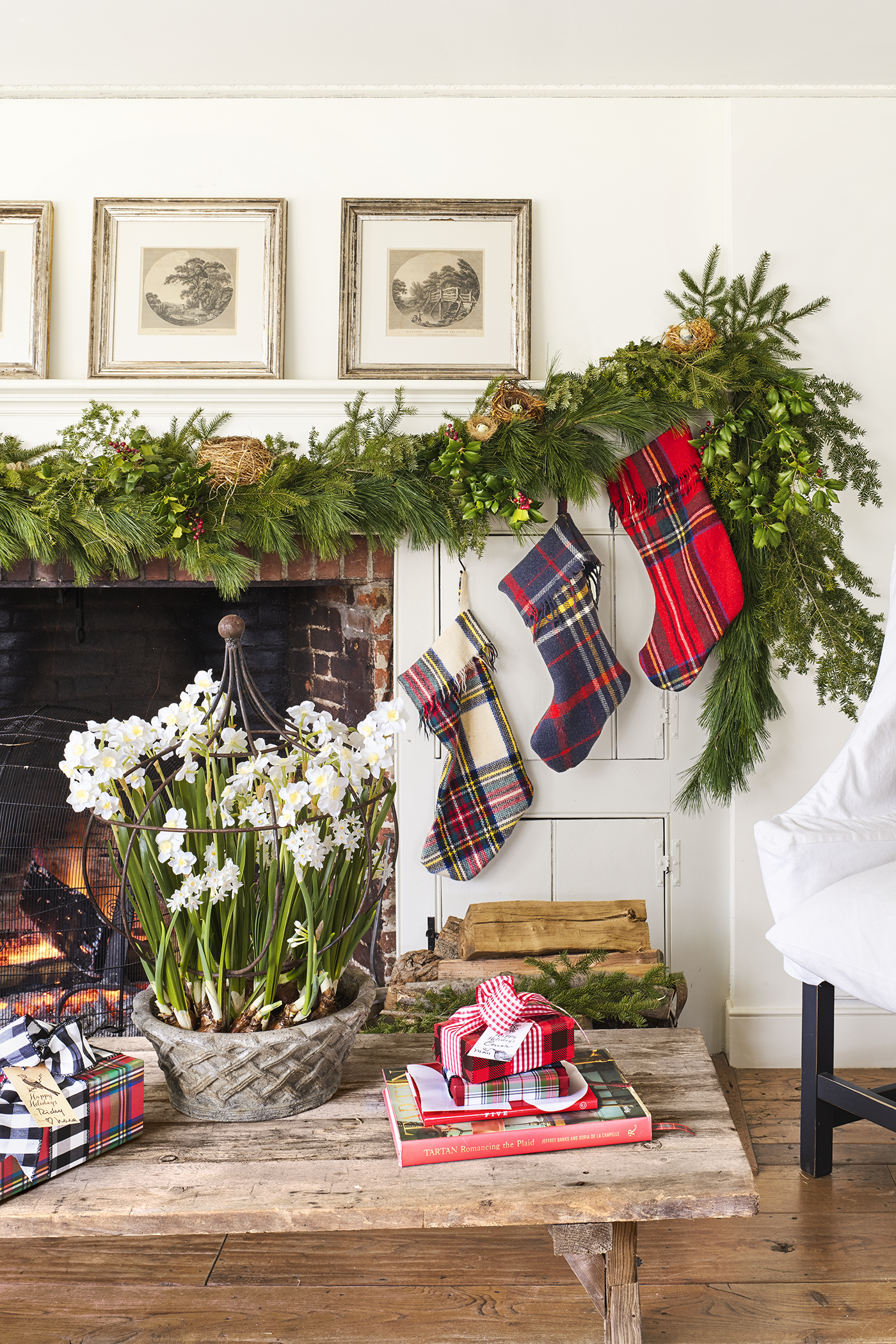 Brighten Up Your Christmas Decoration Ideas! 3